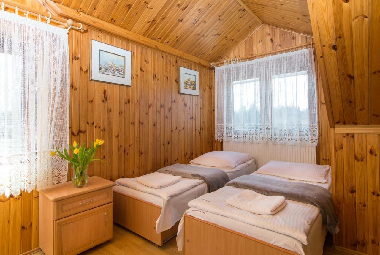 Gosciniec Basia คาชิเมียร์ซ ดอลนี ภายนอก รูปภาพ